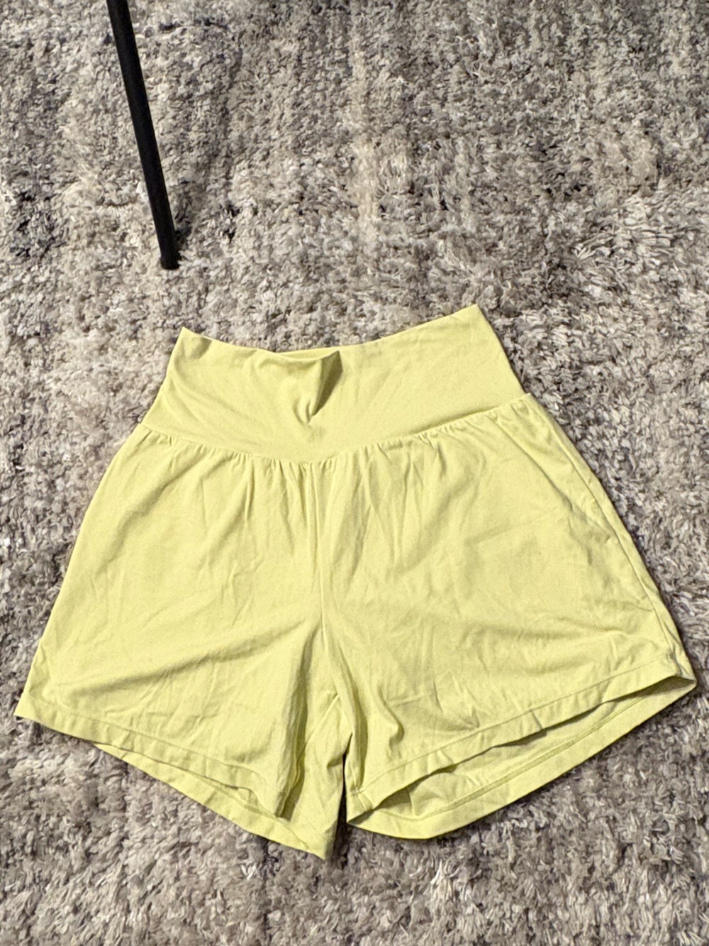Halara SoftlyZero Airy Super High Waisted 2-in-1 Yoga Shorts Yellow M long